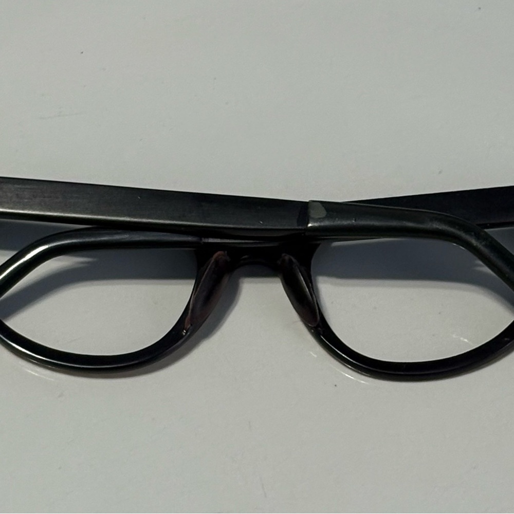 Sale! Last Chance! Removing 2/15 Vintage  Cat-eye Glasses (no lenses) - Picture 4 of 11